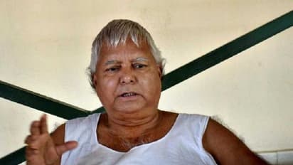 जानें क्यों, संडे हो या मंडे लालू खाएं रोज चार अंडे