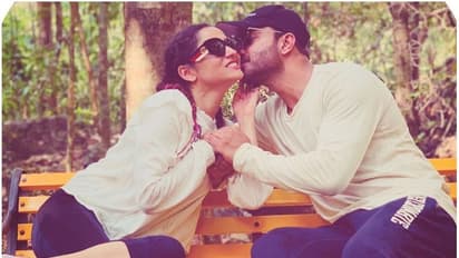 প্রেমিক ভিকির সঙ্গে চুমু খাচ্ছেন অঙ্কিতা, ভিডিও প্রকাশ্যে আসতেই মুখ পুড়ল সুশান্তের প্রেমিকার