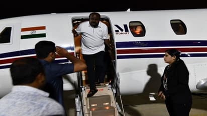 ಬೆಂಗಳೂರಿಗೆ ಬಂದಿಳಿದ ಸಿಎಂ HDK ಮುಂದಿರುವ ಕೊನೆಯ 4 ಆಯ್ಕೆ