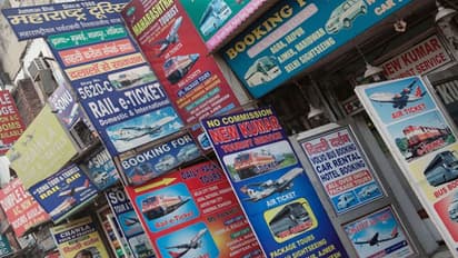 দিল্লি-তে দম্পতির আত্মহত্যা, অন্তঃস্বত্তা ছিলেন বধূ, তদন্তে পুলিশ