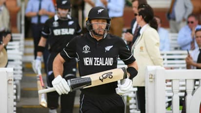 ஆனாலும் நியூசிலாந்து பயிற்சியாளருக்கு இவ்வளவு பேராசை கூடாது