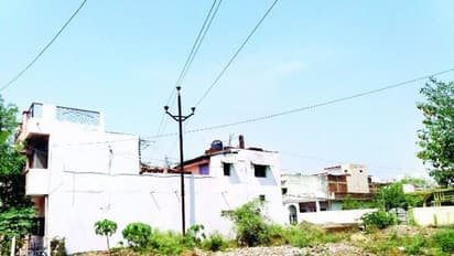 हाईटेंशन तार की चपेट में आकर 3 लोगों की मौत, 5 झुलसे