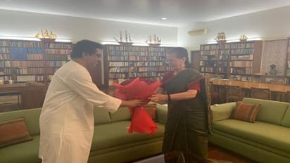 ಸೋನಿಯಾ ಭೇಟಿ ಮಾಡಿದ ರಾಜ್: ಆಯೋಗಕ್ಕೆ ಹಾಕಿದರು ಆವಾಜ್?