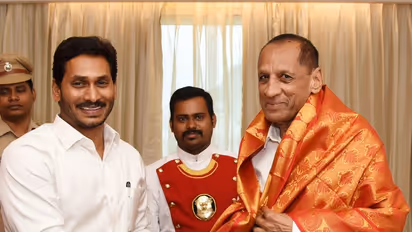 గవర్నర్ నరసింహాన్తో జగన్ భేటీ