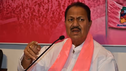 కవిత ఓటమి ఎఫెక్ట్: టీఆర్ఎస్ పార్లమెంటరీ పార్టీ భేటీకి డిఎస్?