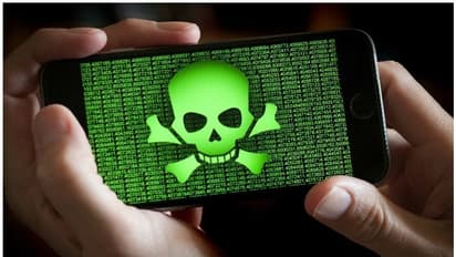 ಭಾರತದಲ್ಲಿ ಸ್ಮಾರ್ಟ್ಫೋನ್ಗಳಿಗೆ ವೈರಸ್ ದಾಳಿ! ನಿಮ್ದು ಸೇಫ್ ಇದಿಯಾ ನೋಡಿ...