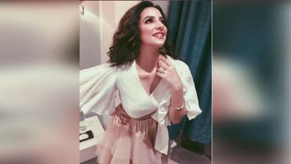 লকডাউনের মাঝেই হ্যান্ডসাম রাধুনিকে খোঁজ পেলেন শুভশ্রী, পোস্ট করলেন ছবি