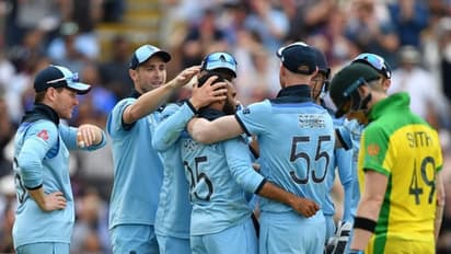 পড়ে গিয়েছে ৫ উইকেট, দারুণ বিপদে অজিরা! ভারতের দশাই হবে কি