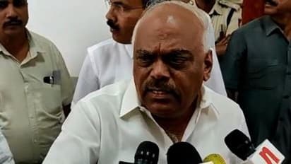 जानें क्यों राज्यपाल के आदेश के बाद भी कर्नाटक में नहीं हो पायी विश्वासमत के लिए वोटिंग