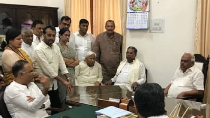 कर्नाटक में मानसून सत्र आज से लेकिन सरकार पर संकट बरकरार