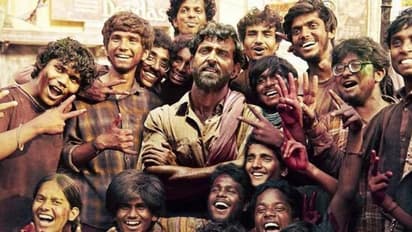 Super 30 movie review: Hrithik Roshan shines in Vikas Bahl's masterpiece, say audiences