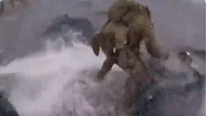 ಕೊಕೇನ್ ಸಾಗಿಸುತ್ತಿದ್ದ ಸಬ್ ಮರೀನ್ ಮೇಲೆರಗಿದ ಕೋಸ್ಟ್ ಗಾರ್ಡ್ಸ್!