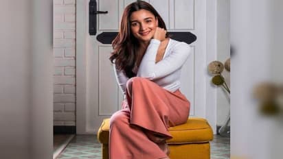 আলিয়ার সৌন্দর্যের রহস্যটা কী, দেখে নিন তাঁর ডায়েট প্ল্যান ও ওয়ার্ক আউট