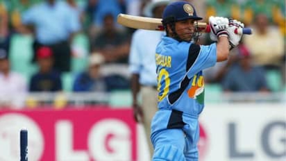 முதல் பவுன்ஸரில் தலையில் அடி; அடுத்த பவுன்ஸரில் சிக்ஸர்..! சச்சின் vs அக்ரம் மோதலை பகிர்ந்த வெங்கடேஷ் பிரசாத்