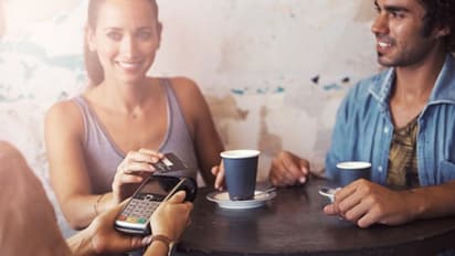 প্রেম করতে গিয়ে পকেট গড়ের মাঠ! কম খরচে সঙ্গীর সঙ্গে সময় কাটাবেন কোথায়, রইল ৫টি টিপস