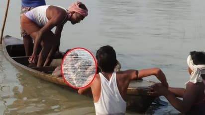 निमंत्रण पर निकले थे पूर्व प्रधान, सरयू में बहता हुआ मिला शव