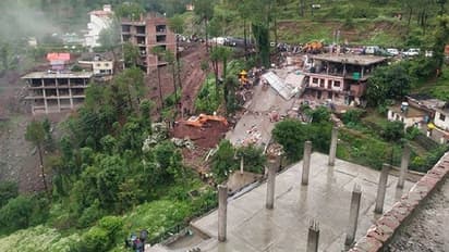 ಬಹುಮಹಡಿ ಕಟ್ಟಡ ಕುಸಿದು 13 ಸೇನಾ ಸಿಬ್ಬಂದಿ ಸೇರಿ 14 ಸಾವು