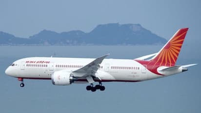 എയര് ഇന്ത്യയുടെ മുഴുവന് ഓഹരികളും വില്ക്കാന് കേന്ദ്ര സര്ക്കാര്; മന്ത്രിതല യോഗം അടുത്ത ആഴ്ച