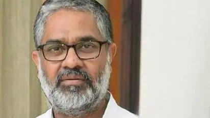 Venkaiah Naidu accepts SP leader’s resignation; Neeraj Shekhar meets PM Modi before joining BJP