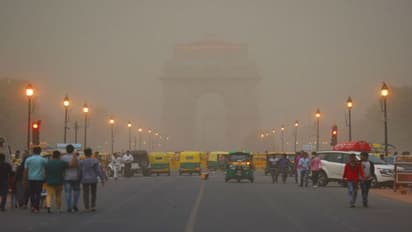 দিল্লি বিমানবন্দরে সামনে ট্যাক্সিতে পাইলটের সর্বস্ব লুঠ, তদন্তে পুলিশ