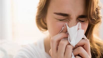  ശക്തിയായി മൂക്ക് ചീറ്റല്ലേ, അത് അപകടമാണ്; പഠനം പറയുന്നത്