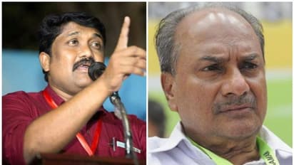 'ഓര്മ്മയില്ലേ താങ്കള്ക്ക്'?; കൊല്ലപ്പെട്ട എസ്എഫ്ഐ പ്രവര്ത്തകരെ എണ്ണിപ്പറഞ്ഞ് എകെ ആന്റണിക്ക് മറുപടിയുമായി എഎ റഹിം