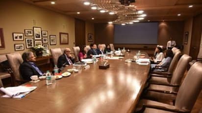 ಆಕೆಗಾಗಿ ಬೋರ್ಡ್ ಮೀಟಿಂಗ್ ರೂಲ್ಸ್ ಚೇಂಜ್ ಮಾಡಿದ ಮಹೀಂದ್ರ!