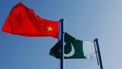 అప్పుడు అజార్.. ఇప్పుడు కుల్భూషణ్: పాక్కు చైనా పోట్లు