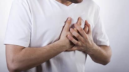 നെഞ്ചെരിച്ചിലുള്ളവര് ഒഴിവാക്കേണ്ടതും കഴിക്കേണ്ടതുമായ ഭക്ഷണങ്ങൾ