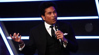 ജാങ്കോ... ഞാന് പെട്ടു, ഇനി നിങ്ങള് പറയൂ; ആരാധകരോട് രസകരമായ ചോദ്യവുമായി സച്ചിന്