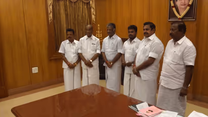 டி.டி.வி.தினகரனுக்கு குட் பாய்... பிரபுவை தட்டித்தூக்கிய முதல்வர் எடப்பாடி..!