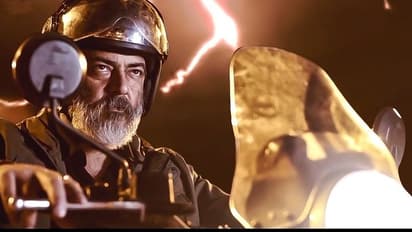 தீ முகம் தான், யார் இவன் தான்... பார் இடிதான்... தல வெறித்தனம்!!