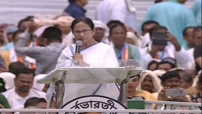 ২০২১-এ বিজেপি-র মোকাবিলার ফর্মুলা কী, ২৯ জুলাই বড় ঘোষণা মমতার