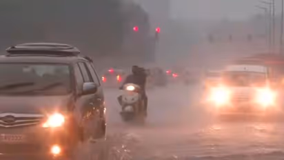 1944ம் ஆண்டை நினைவுபடுத்தும் ‘அந்த’ சம்பவம்… விடிய, விடிய டெல்லி பட்ட பாடு…