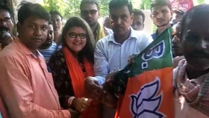 কলকাতায় চলছে একুশে জুলাইয়ের সমাবেশ, বাঁকুড়ায় বিজেপি-তে যোগ তৃণমূল সমর্থকদের