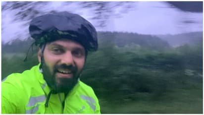 ’காப்பான்’ஆடியோ விழாவுக்காக 360 கி.மீ. தூரம் சைக்கிளில் வந்த ஆர்யா...