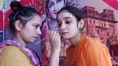 भगवान विश्वनाथ की नगरी में चंद्रयान की दीवानगी