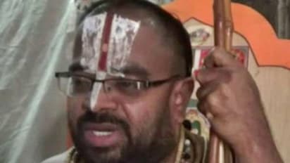 மருந்தெல்லாம் வேண்டாம்.. 108 முறை மந்திரம் சொன்னால் கொரோனா ஓடிவிடும்...சொல்கிறார் ஸ்ரீவில்லிப்புத்தூர் ஜீயர்!