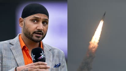 జెండాలపై చంద్రుడు కాదు...చంద్రుడిపై జెండా వుండాలి: చంద్రయాన్ 2పై హర్భజన్