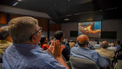 দ্বিতীয় প্রচেষ্টায় সফল উড়ান, ইসরো র প্রশংসায় গোটা বিশ্ব