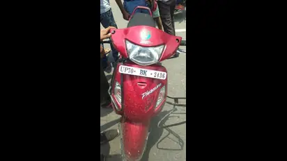 कार चालक की लापरवाही से स्कूटी सवार की मौत