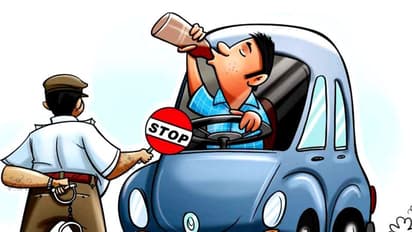 ಆಲ್ಕೋಮೀಟರ್‌ ಬಳಸಿ ಲಕ್ಷ ಲಕ್ಷ ಸುಲಿಯುತ್ತಿದ್ದ ಪೊಲೀಸ್ !