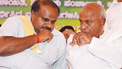 அப்பாவுக்கு 11 மாதம்... மகனுக்கு 14 மாதம்... கொடுப்பினையில்லாத குமாரசாமி குடும்பம்..!