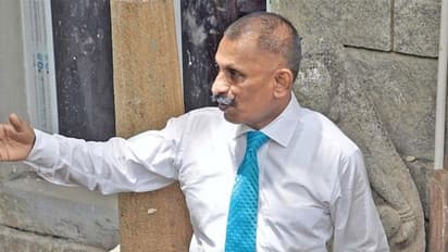 பொன்.மாணிக்கவேலுக்கு திடீர் உடல்நலக்குறைவு... தீவிர சிகிச்சை பிரிவில் அனுமதி..!