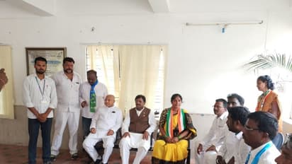 సచివాలయ ముట్టడికి విపక్షాల యత్నం, నేతల అరెస్ట్ (ఫోటోలు)