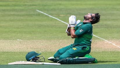 এক সঙ্গে সাত মহিলার সঙ্গে সম্পর্ক, মিটু কাণ্ডে জড়ালেন পাক ক্রিকেটার ইমাম-উল হক