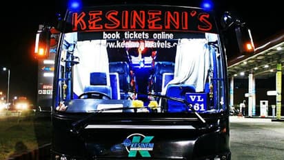 చిక్కుల్లో కేశినేని నాని: కోర్టుమెట్లెక్కిన కేశినేని ట్రావెల్స్ సిబ్బంది