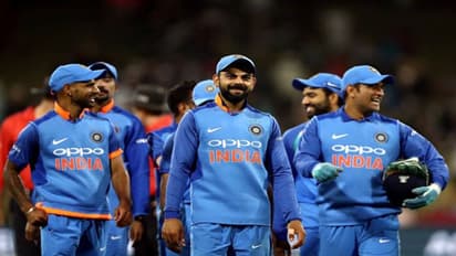 বিরাট কোহলিদের জার্সিতে অদল-বদল, আসছে 'বাইজুস', যাচ্ছে 'ওপ্পো