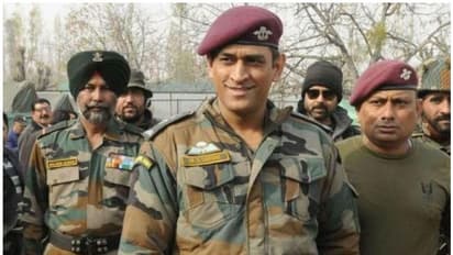 লেফটেন্যান্ট কর্নেল ধোনিকে স্যালুট, কী বললেন আরেক সেনা ক্রিকেটারের