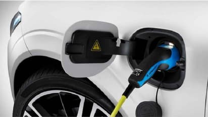 ಎಲೆಕ್ಟ್ರಿಕ್ ವಾಹನಕ್ಕೆ ಬಂಪರ್ ಕೊಡುಗೆ; GST ಇಳಿಕೆ, ಕೈಗೆಟುಕಲಿದೆ ಕಾರು!